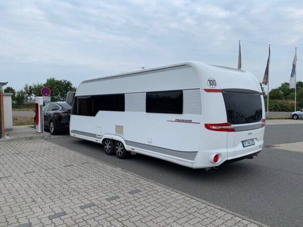 610 UL am Supercharger Nempitz