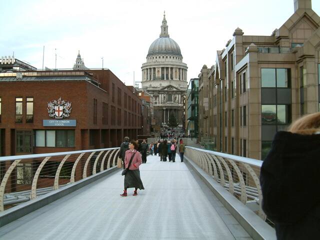 Millenium Bridge