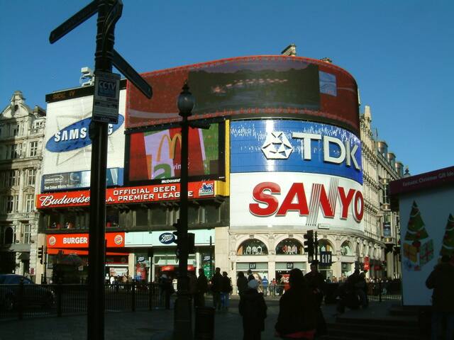 Piccadilly Circus
